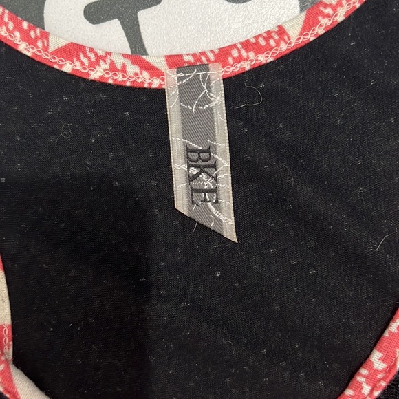 BKE Size small sleeveless top - Picture 2 of 4